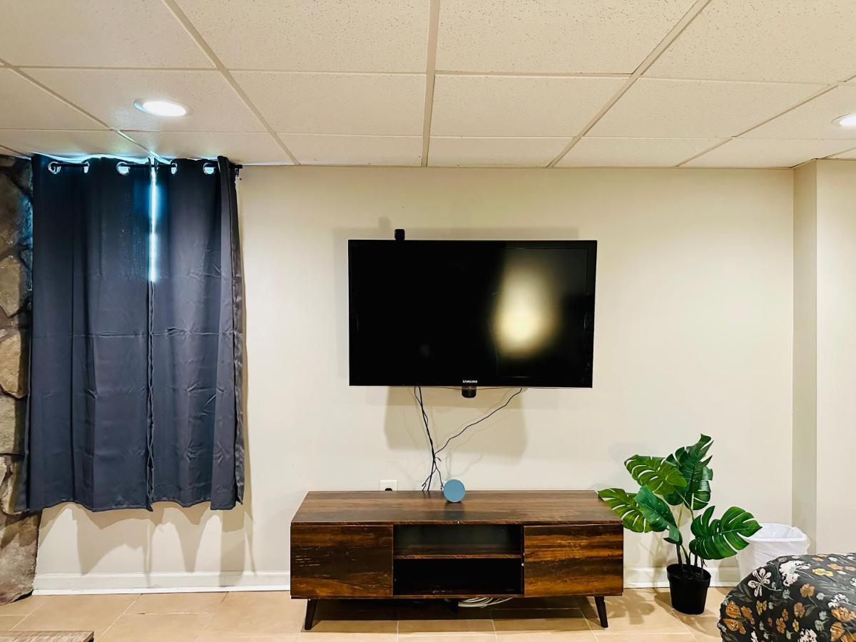 Campu'S Basement Studio W/ Private Entrance Cherry Hill Ngoại thất bức ảnh