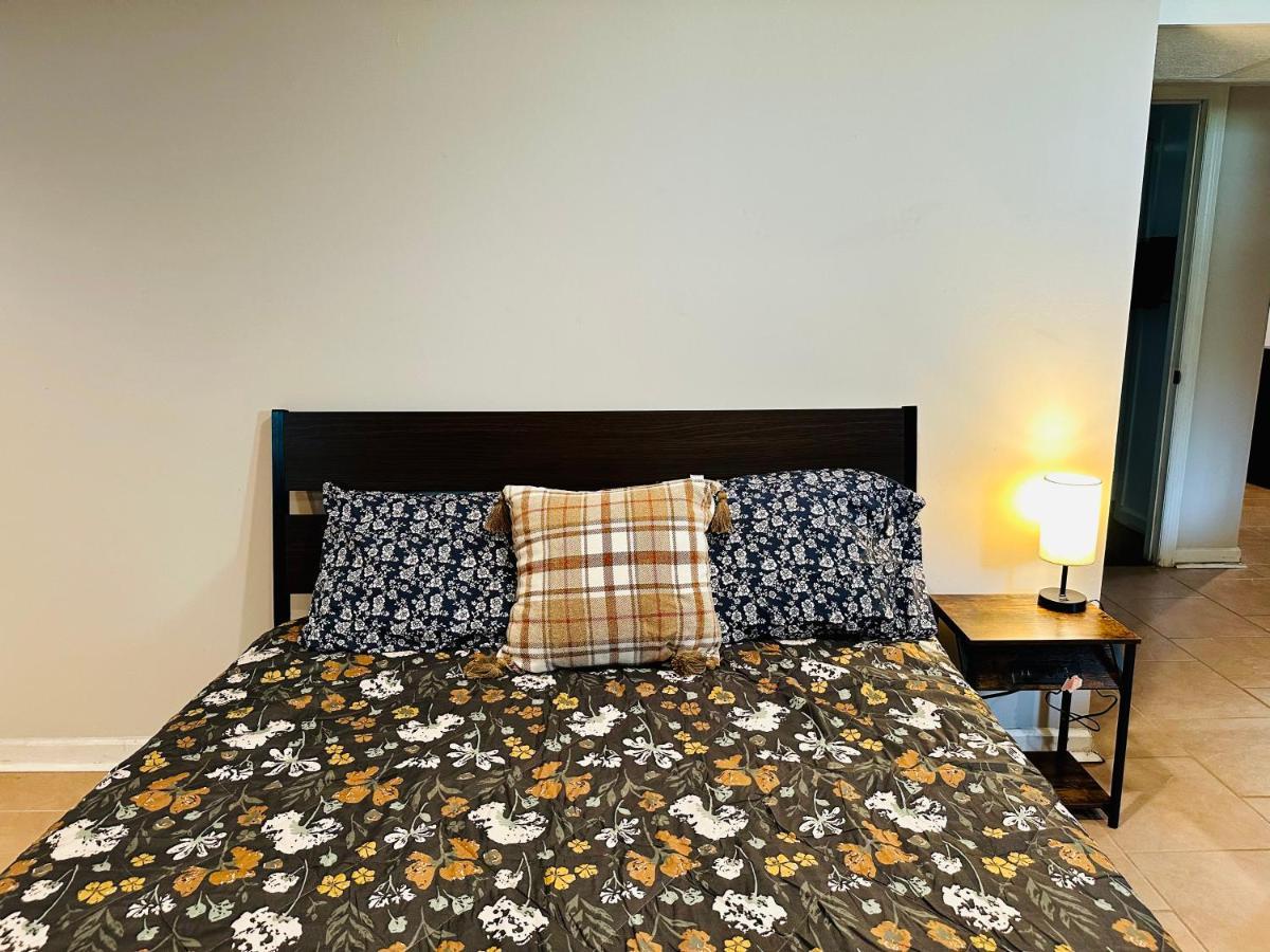 Campu'S Basement Studio W/ Private Entrance Cherry Hill Ngoại thất bức ảnh